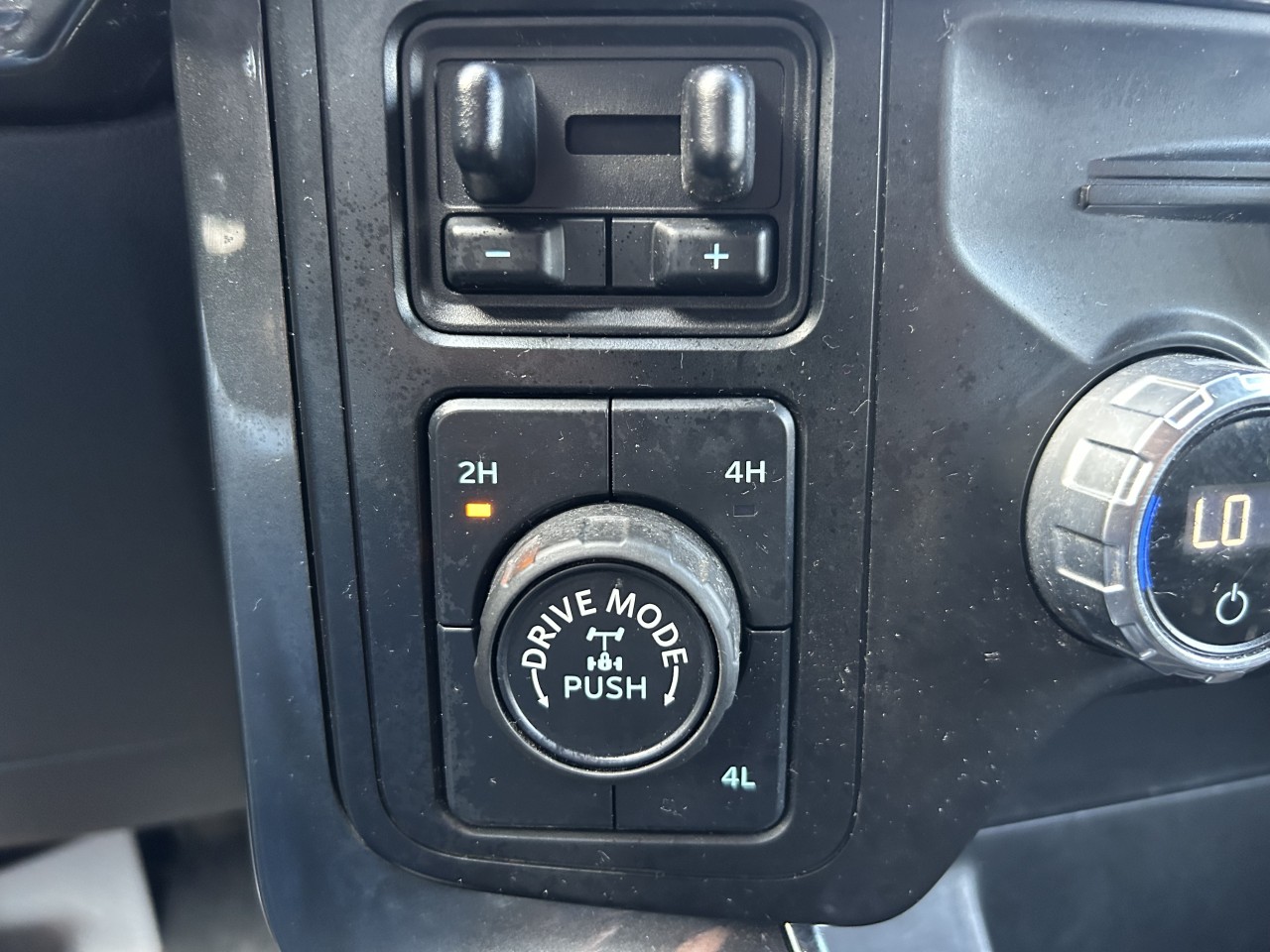 2021 Ford F-150 XLT Main Image