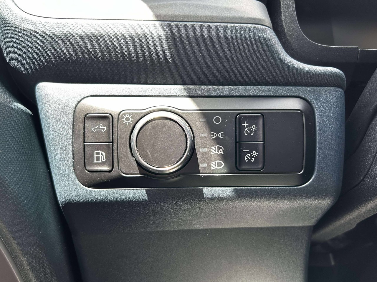 2025 Ford Maverick XL Main Image