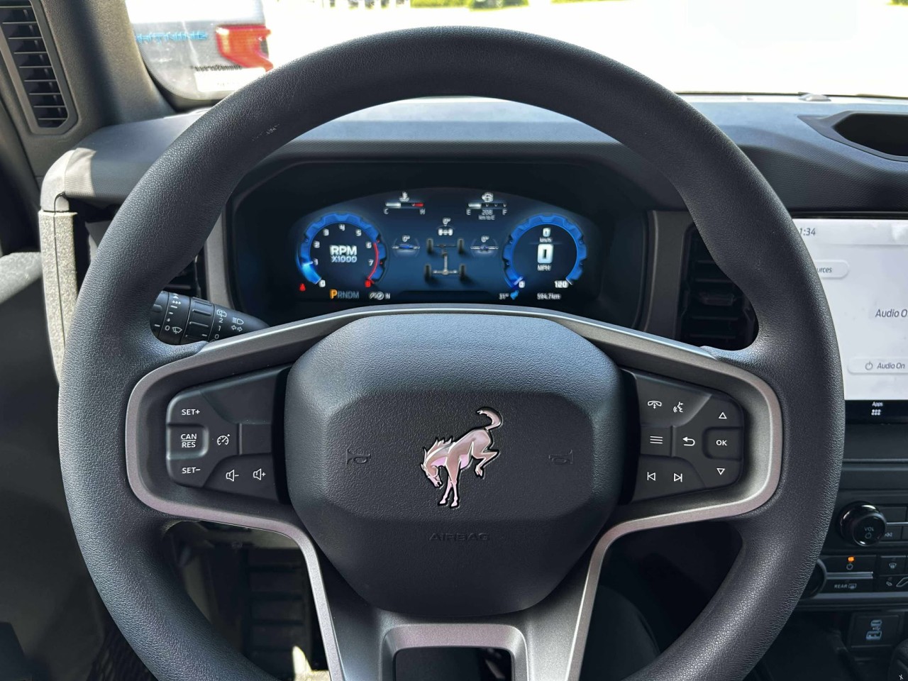 2025 Ford Bronco Base Main Image