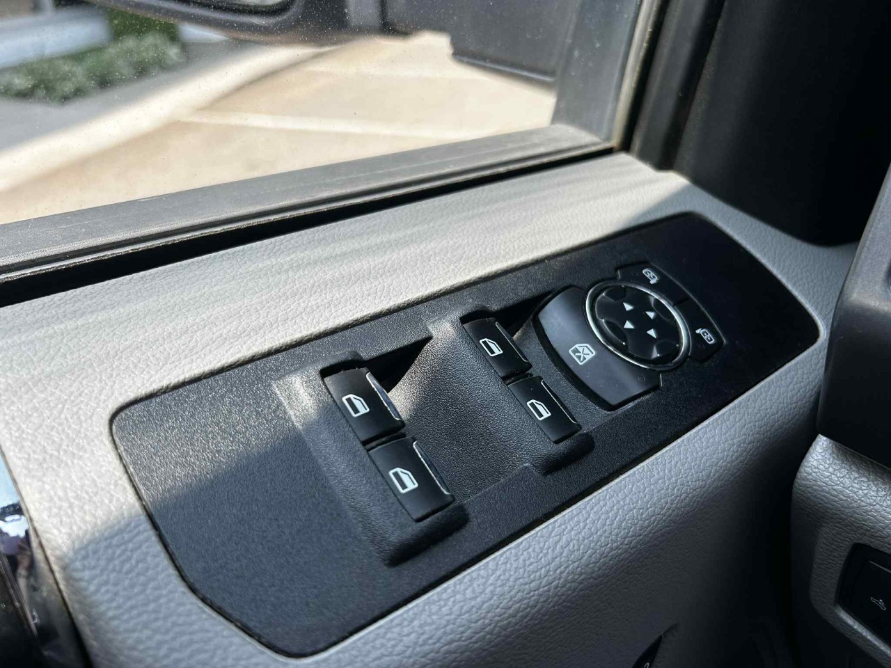 2020 Ford F-350 Super Duty XLT Main Image