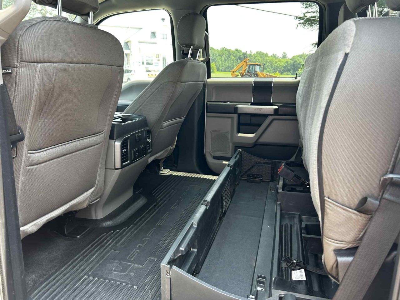2020 Ford F-350 Super Duty XLT Main Image