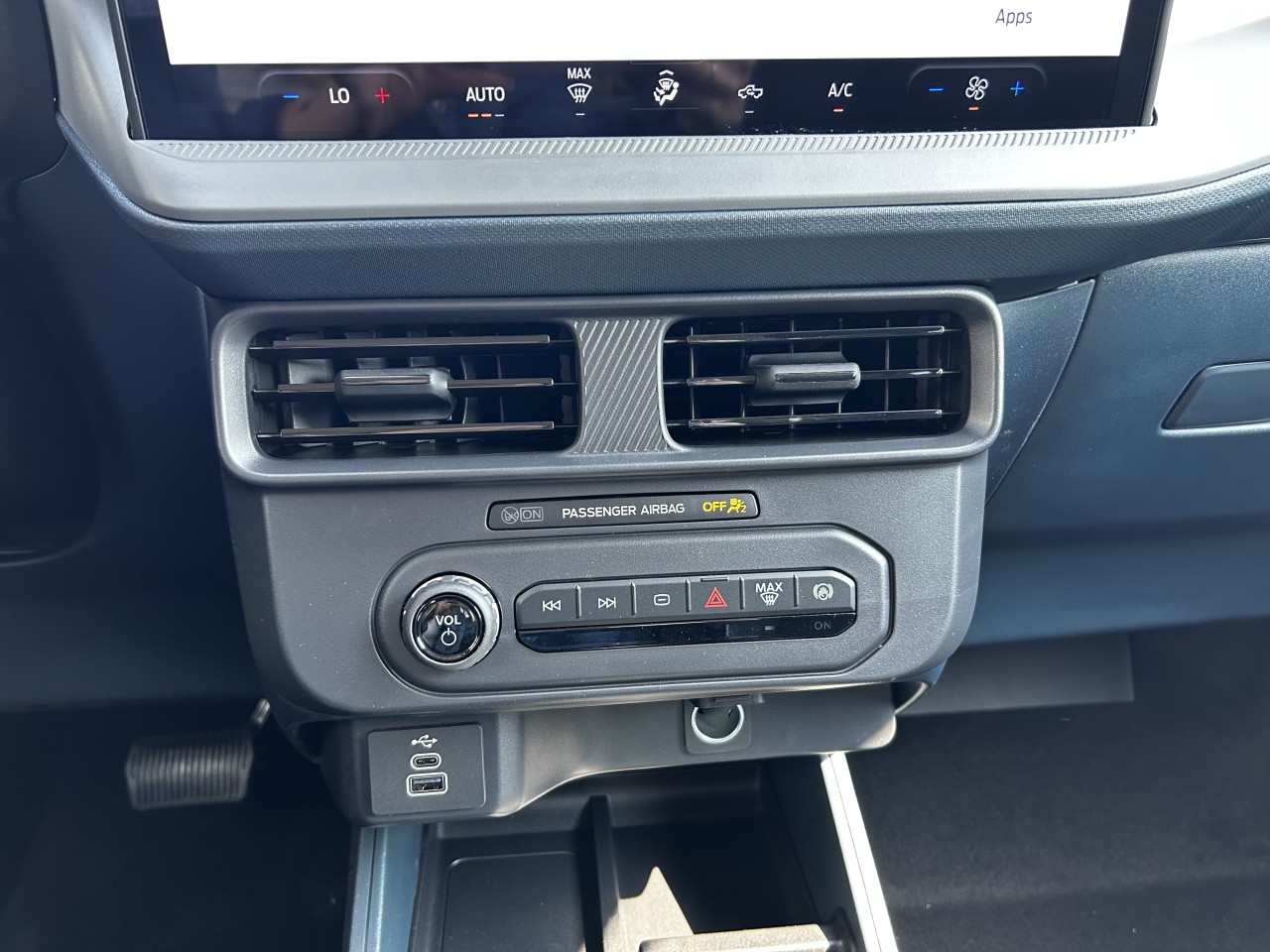 2025 Ford Maverick XL Main Image