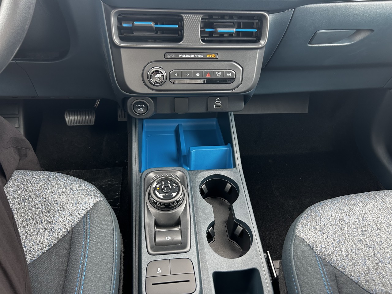 2025 Ford Maverick XLT Main Image