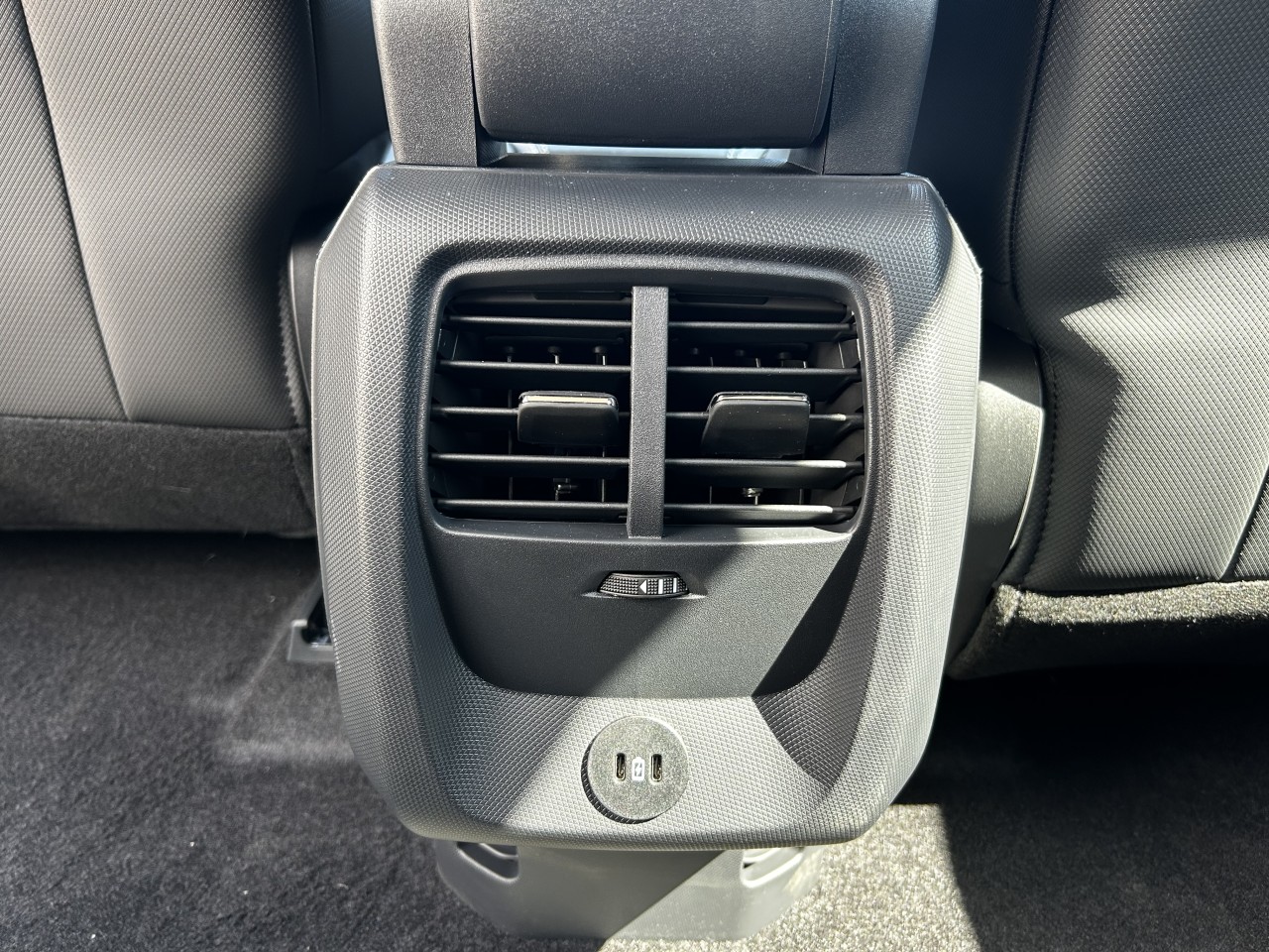 2024 Ford Mustang Mach-E SELECT AWD Main Image
