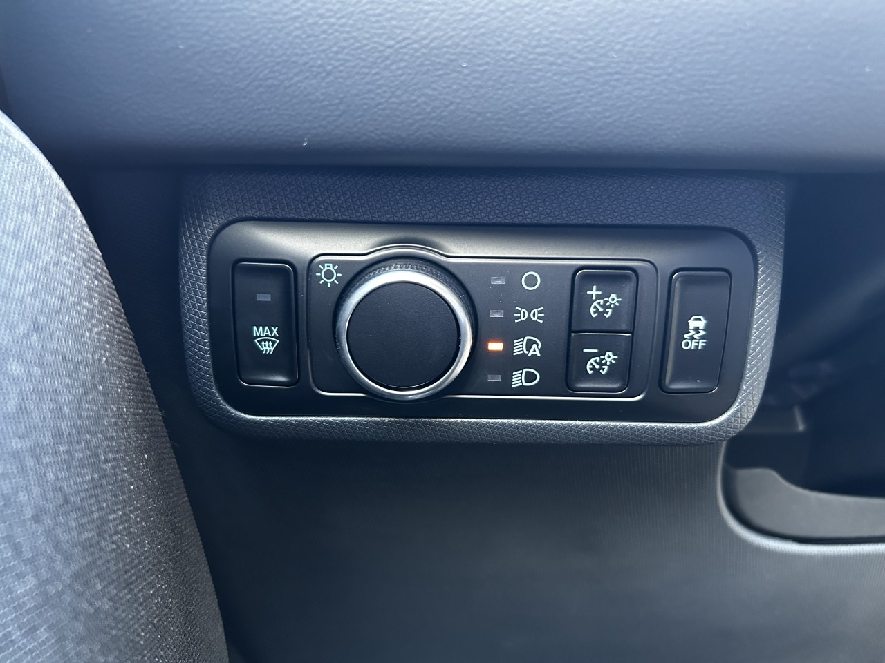 2024 Ford Mustang Mach-E SELECT AWD Main Image