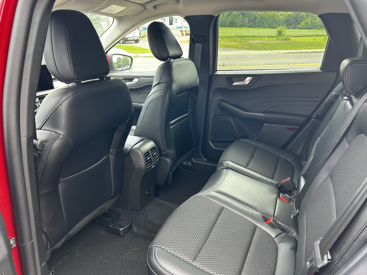2025 Ford Escape PHEV Main Image