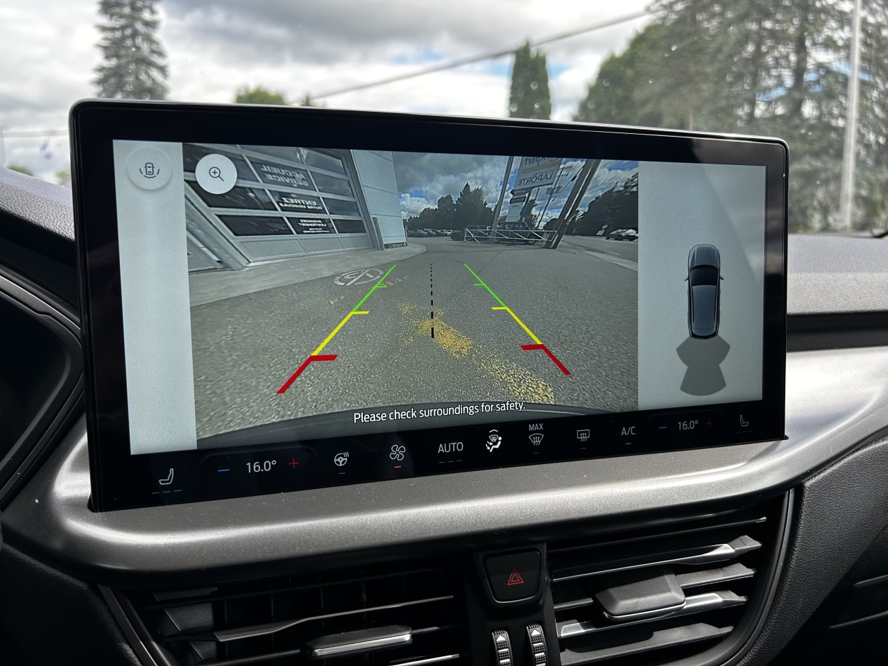 2025 Ford Escape PHEV Main Image