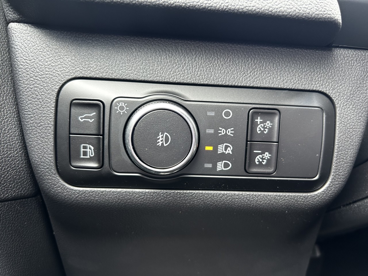 2025 Ford Escape PHEV Main Image