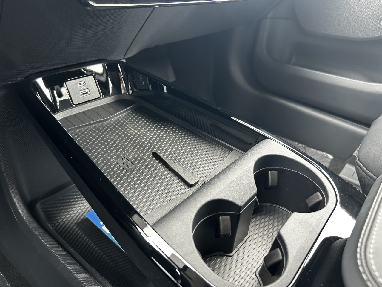 2024 Ford Mustang Mach-E Premium AWD Main Image