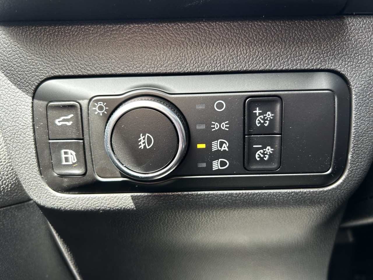 2025 Ford Escape PHEV FWD Main Image