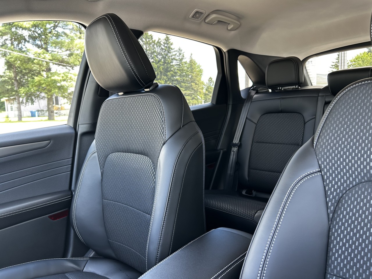 2025 Ford Escape PHEV FWD Main Image