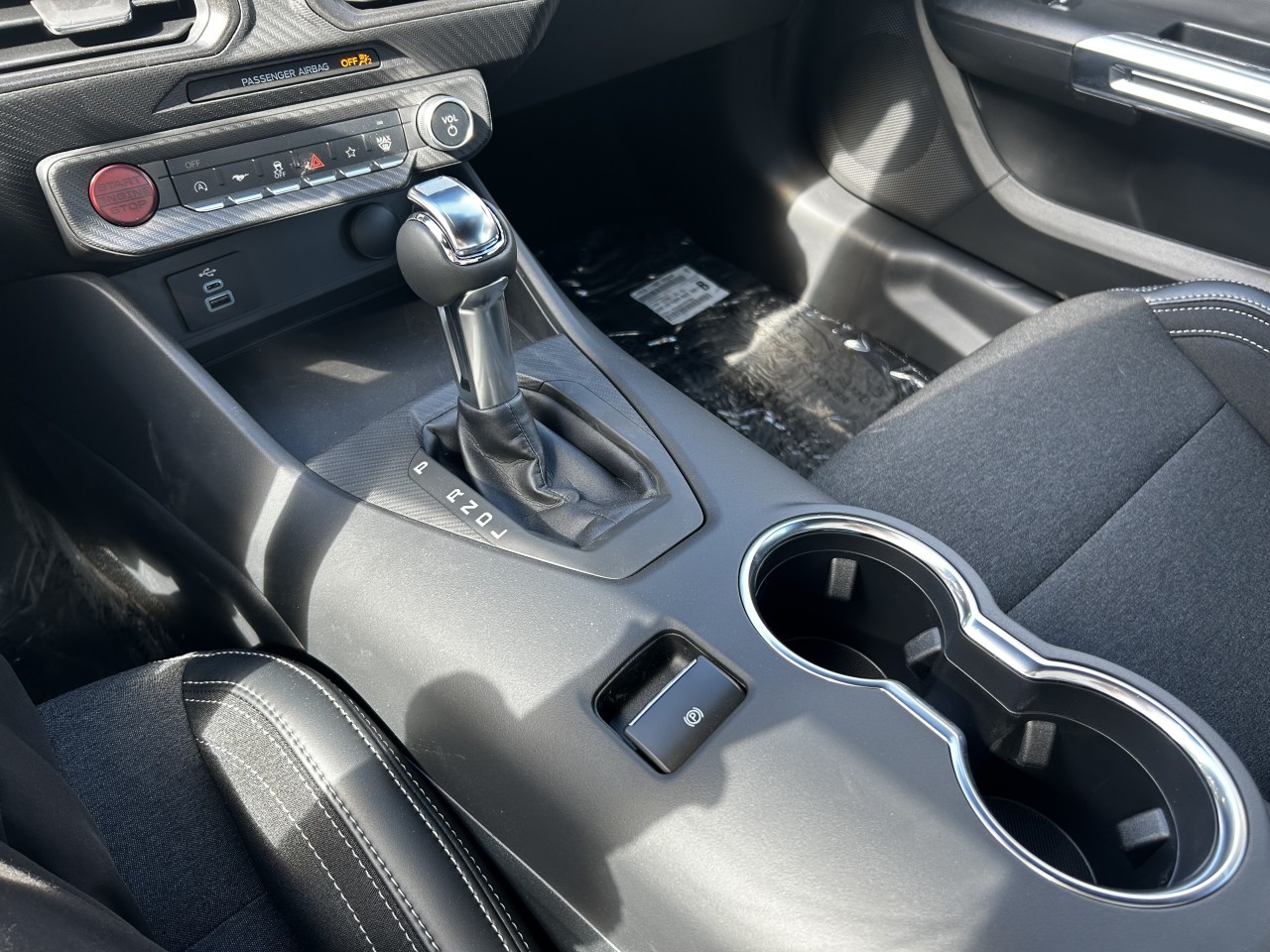 2025 Ford Mustang EcoBoost Main Image