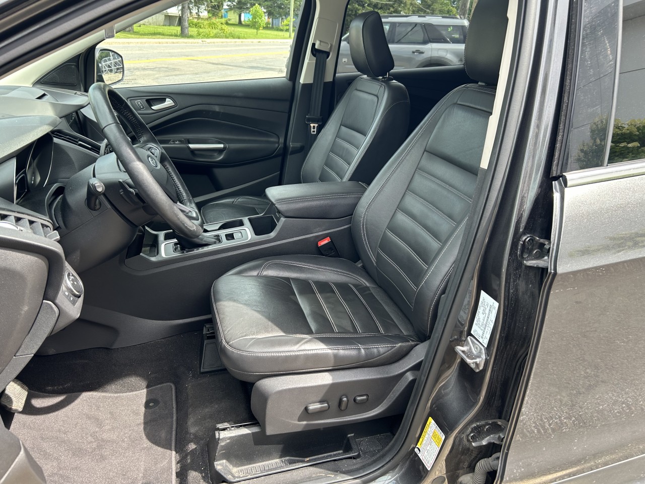 2018 Ford Escape Titanium Main Image