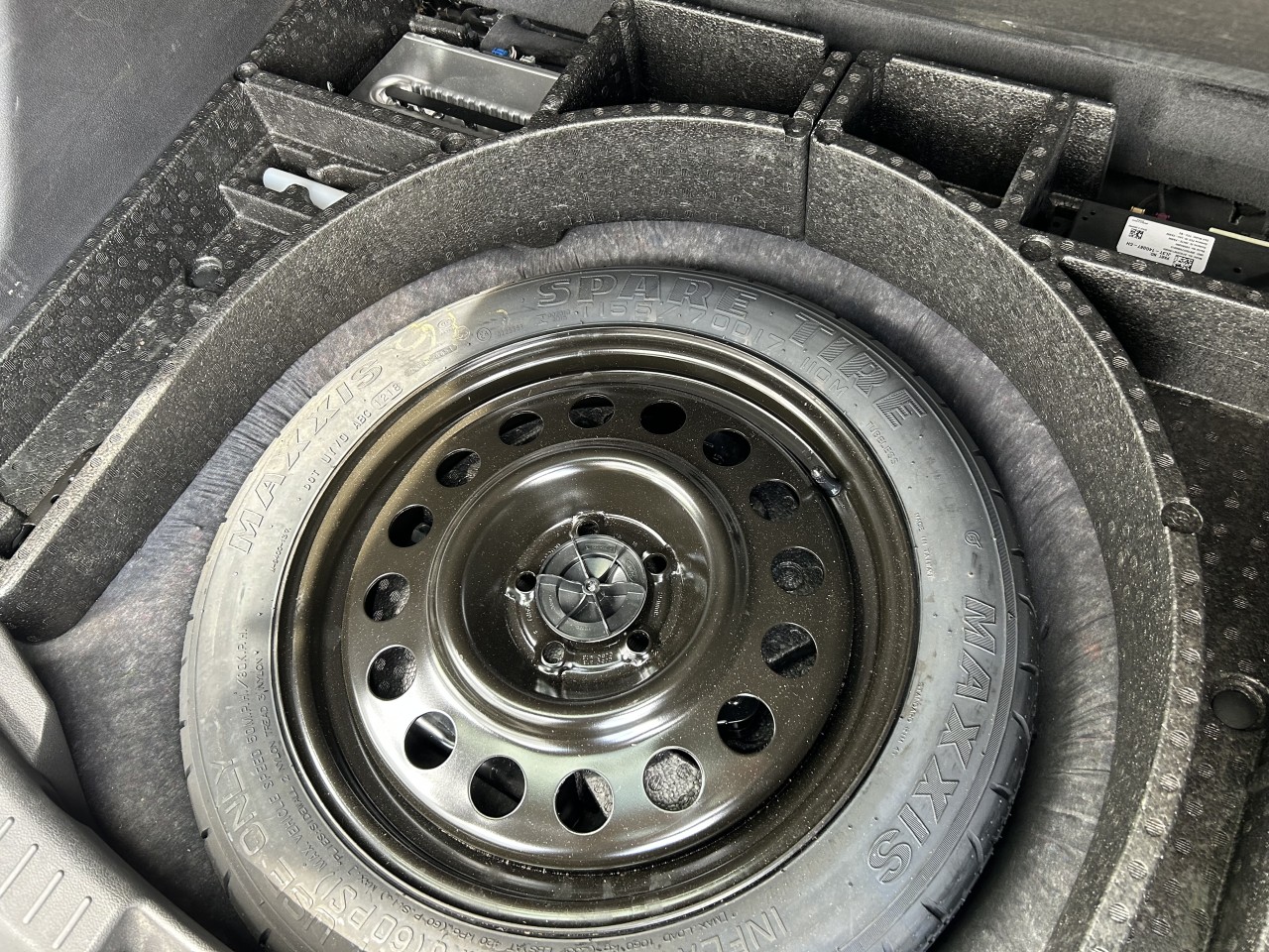 2018 Ford Escape Titanium Main Image
