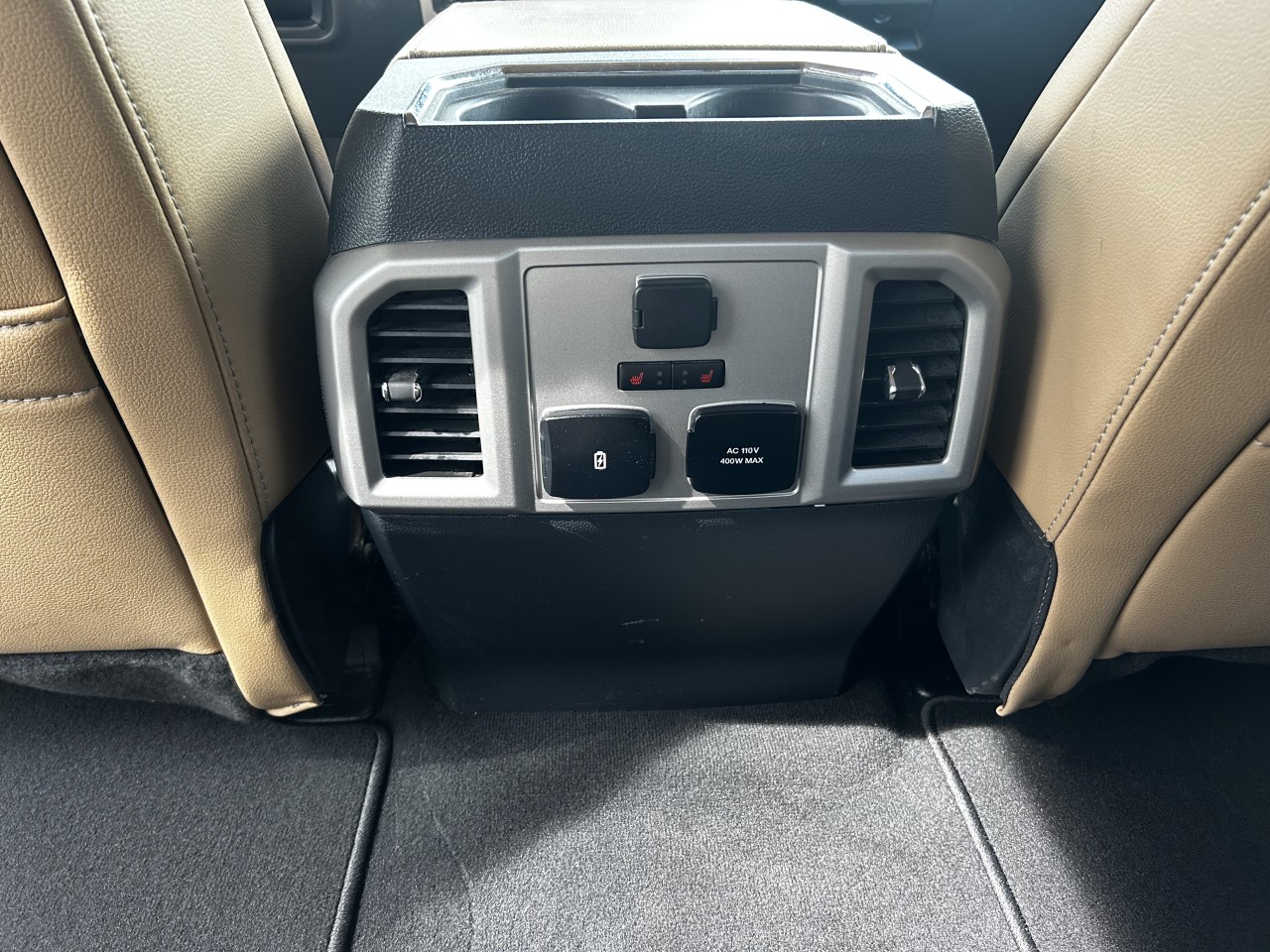2022 Ford F-250 Super Duty LARIAT ULTIMATE **SANS INSPECTION/BALANCE** Main Image