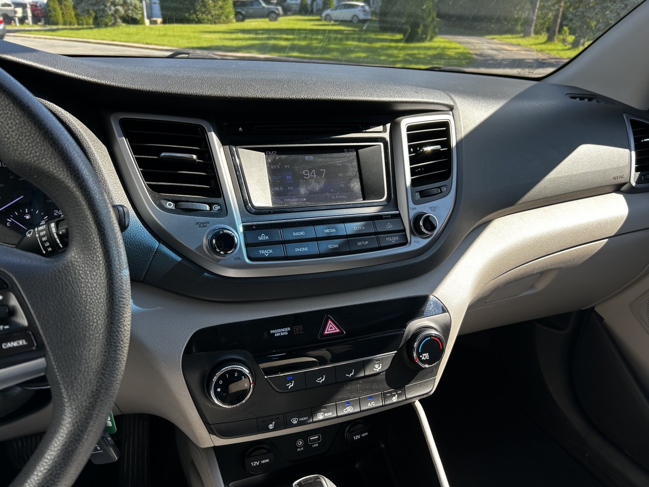 2017 Hyundai Tucson AWD 4dr 2.0L Main Image