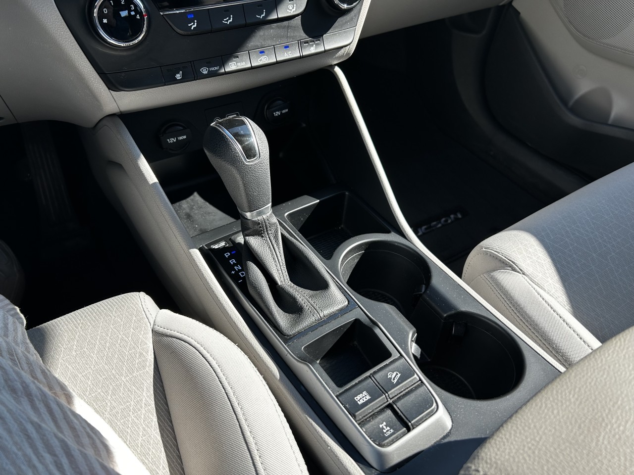 2017 Hyundai Tucson AWD 4dr 2.0L Main Image