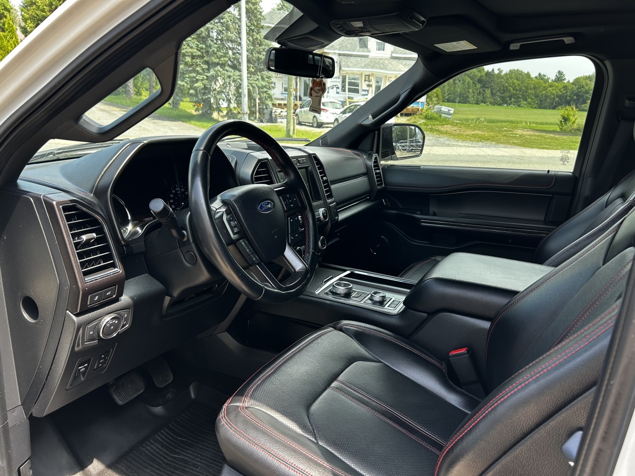 2021 Ford Expedition Limited Main Image