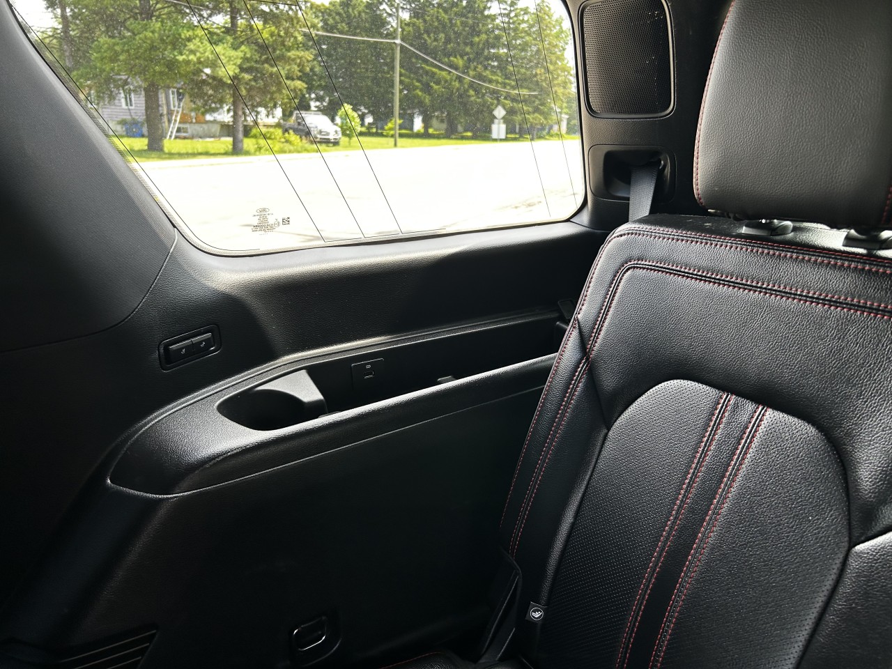 2021 Ford Expedition Limited Main Image