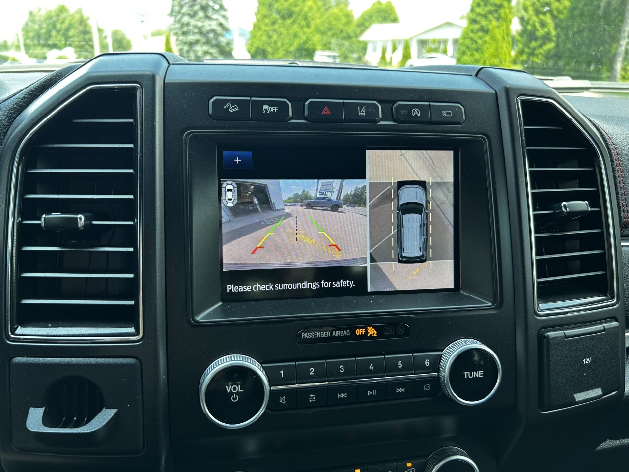 2021 Ford Expedition Limited Main Image