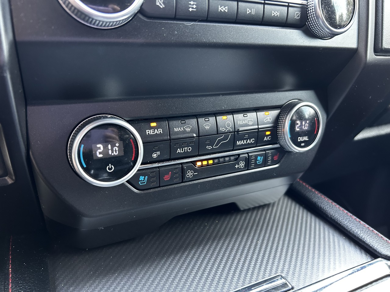 2021 Ford Expedition Limited Main Image
