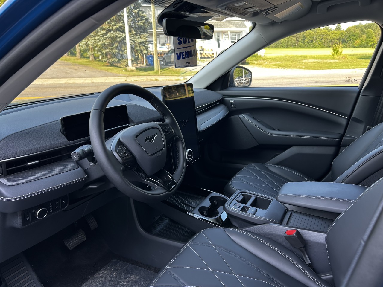 2025 Ford Mustang Mach-E SELECT AWD Main Image
