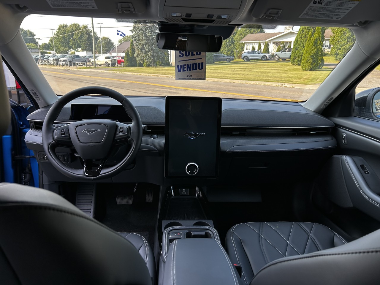 2025 Ford Mustang Mach-E SELECT AWD Main Image