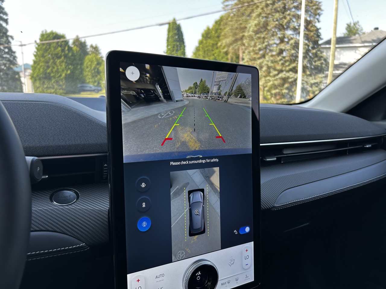 2025 Ford Mustang Mach-E SELECT AWD Main Image