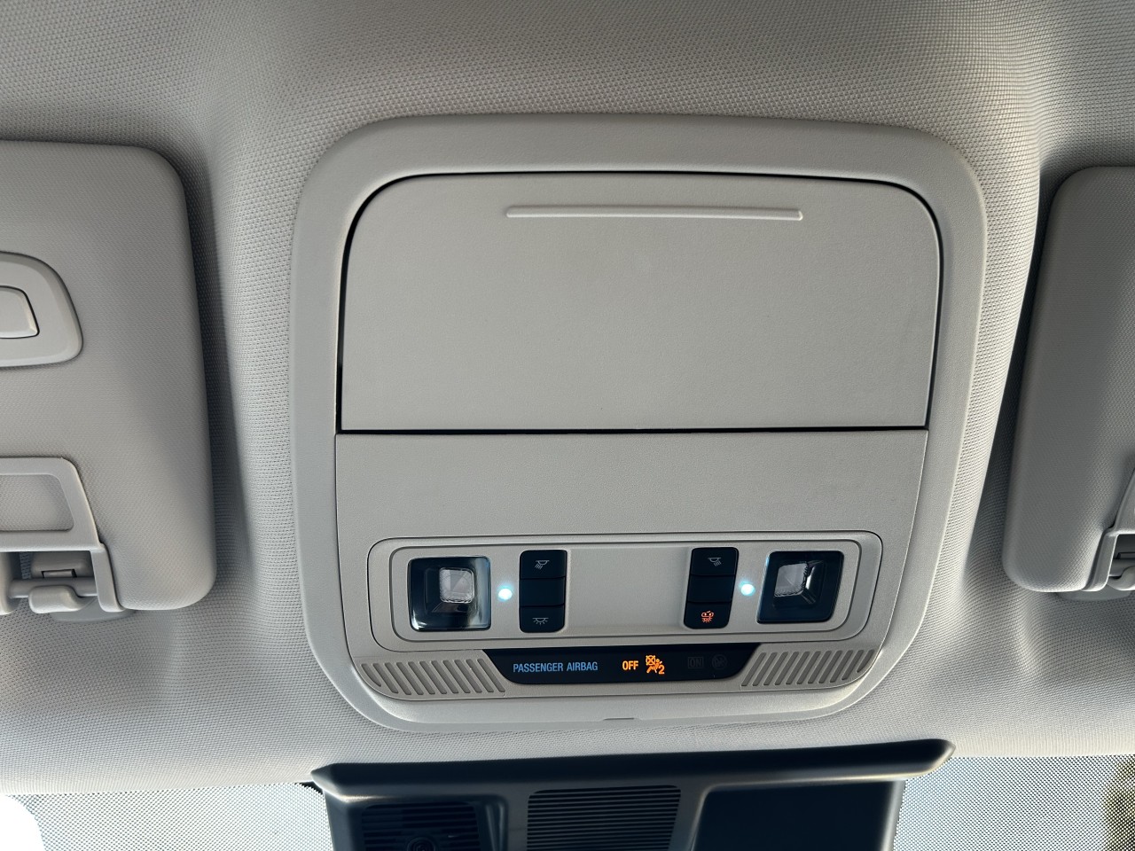 2025 Ford Mustang Mach-E SELECT AWD Main Image