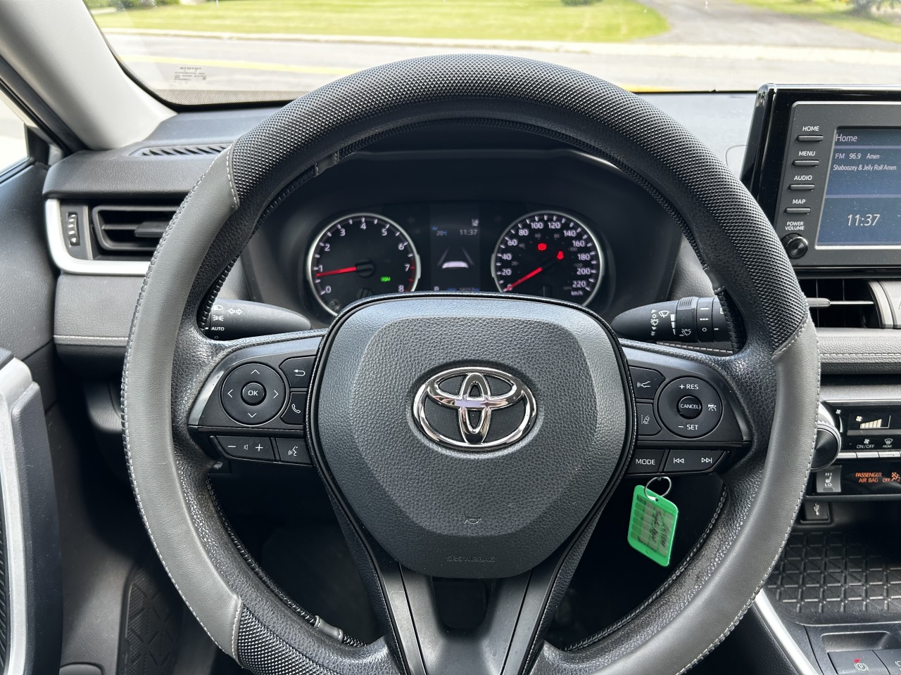 2020 Toyota RAV4 LE Main Image