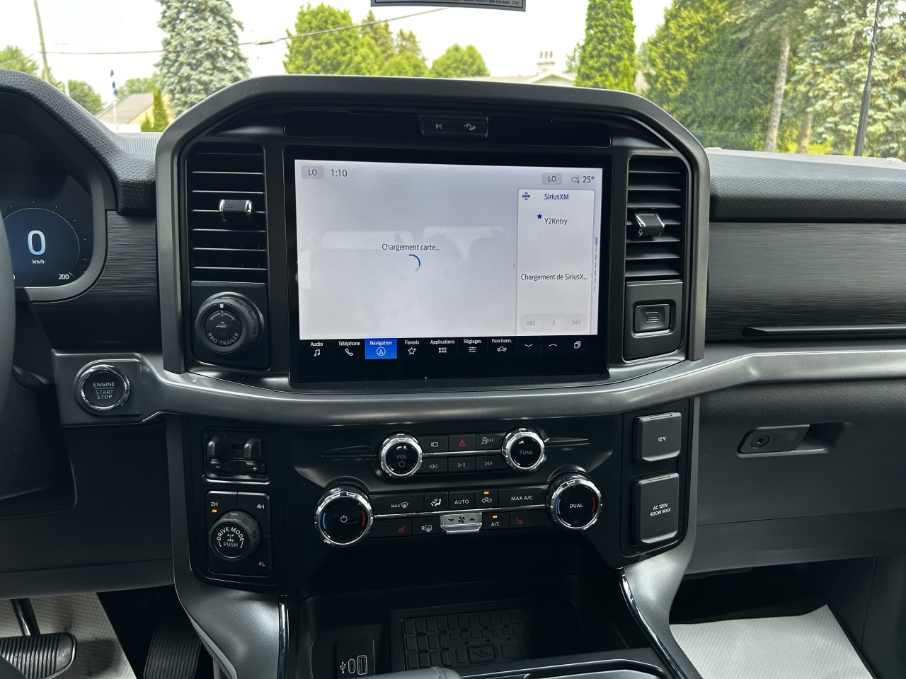 2025 Ford F-150 XLT Main Image