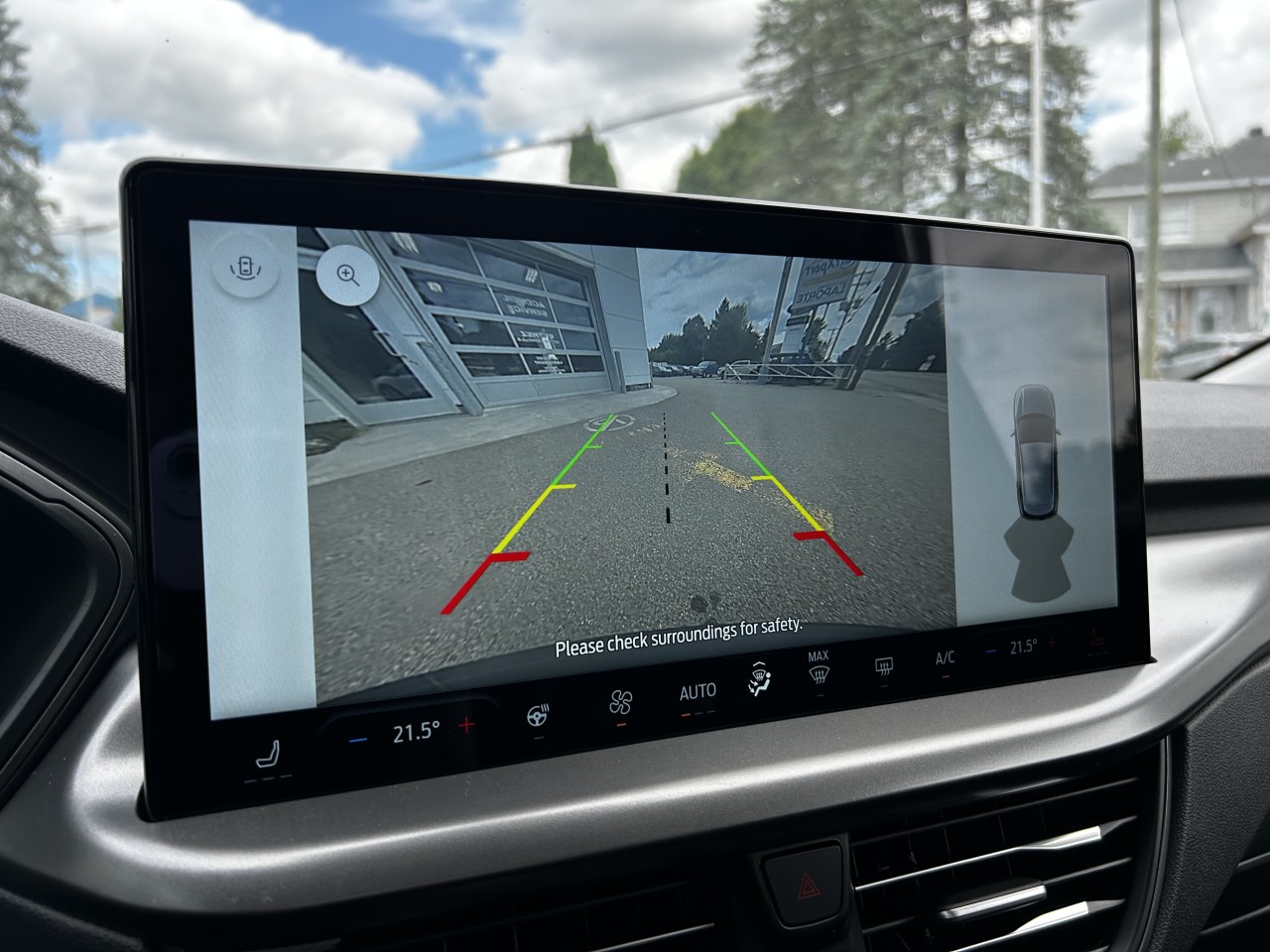 2025 Ford Escape PHEV Main Image