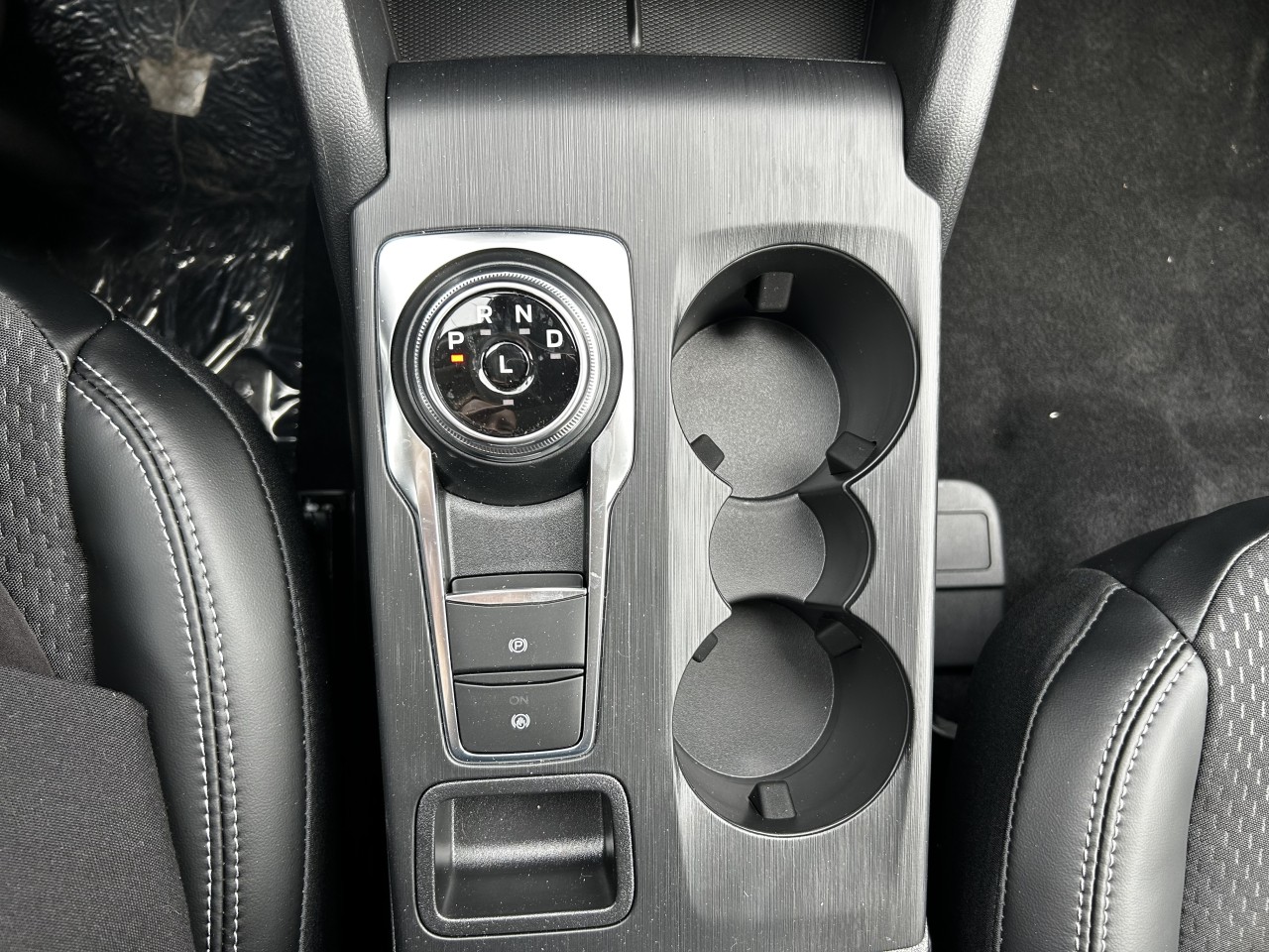 2025 Ford Escape PHEV Main Image