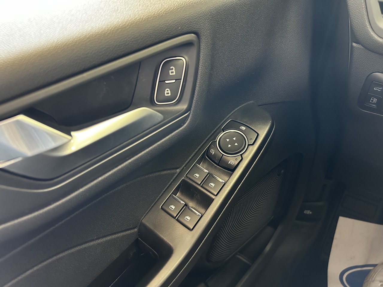 2025 Ford Escape PHEV Main Image