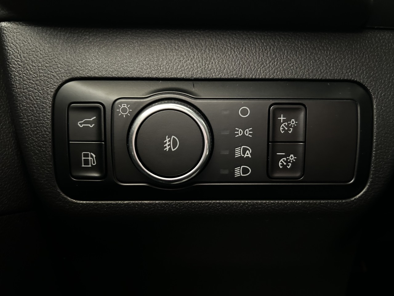 2025 Ford Escape PHEV Main Image