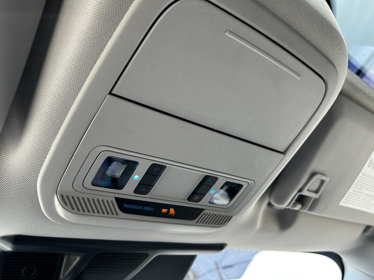 2025 Ford Mustang Mach-E PREMIUM Main Image