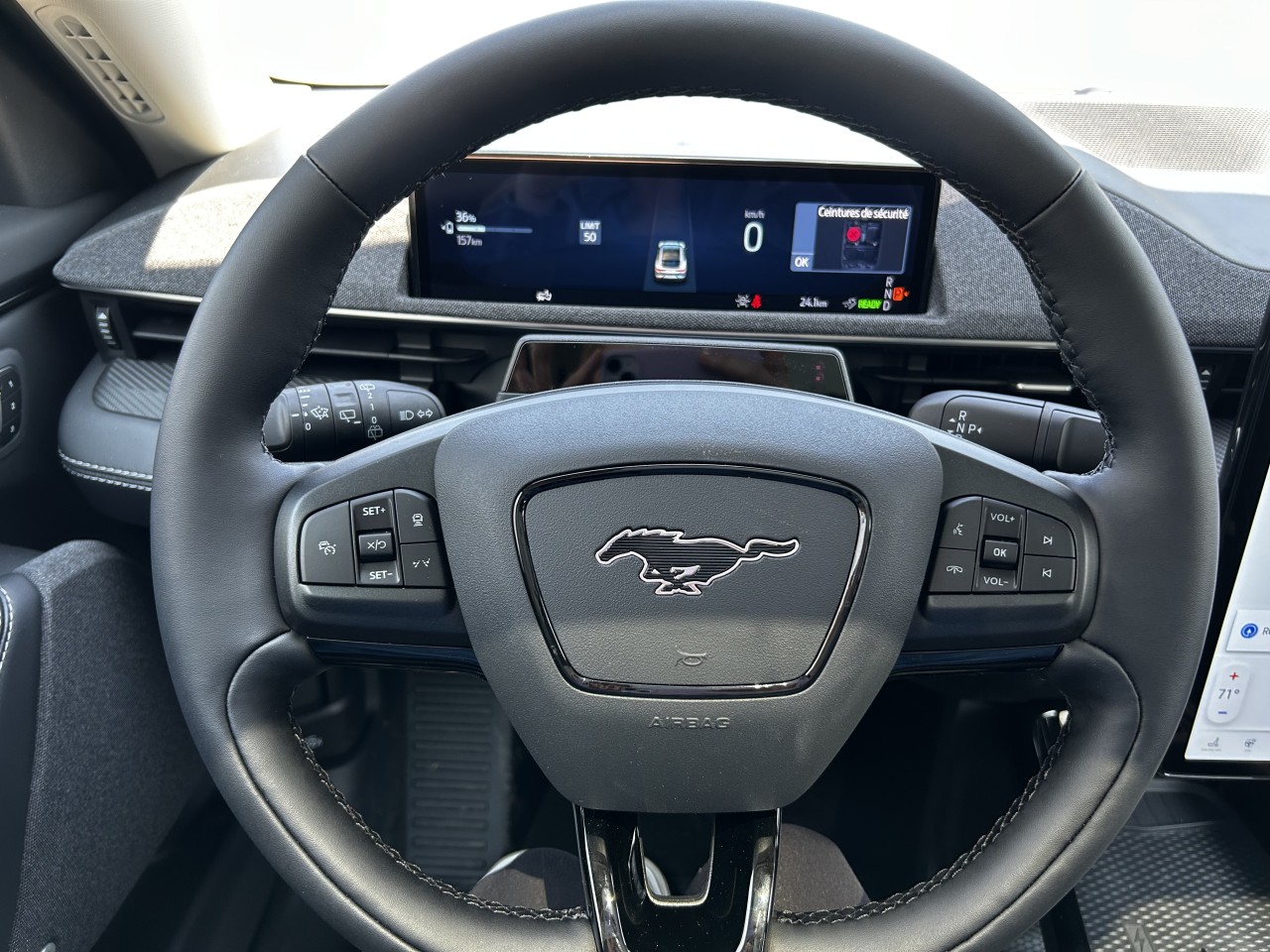 2025 Ford Mustang Mach-E PREMIUM AWD Main Image