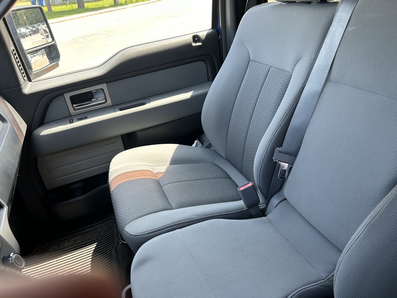 2011 Ford F-150 XLT Main Image