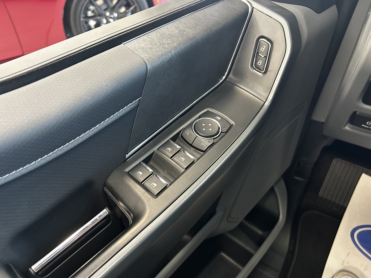 2024 Ford F-150 XLT Main Image