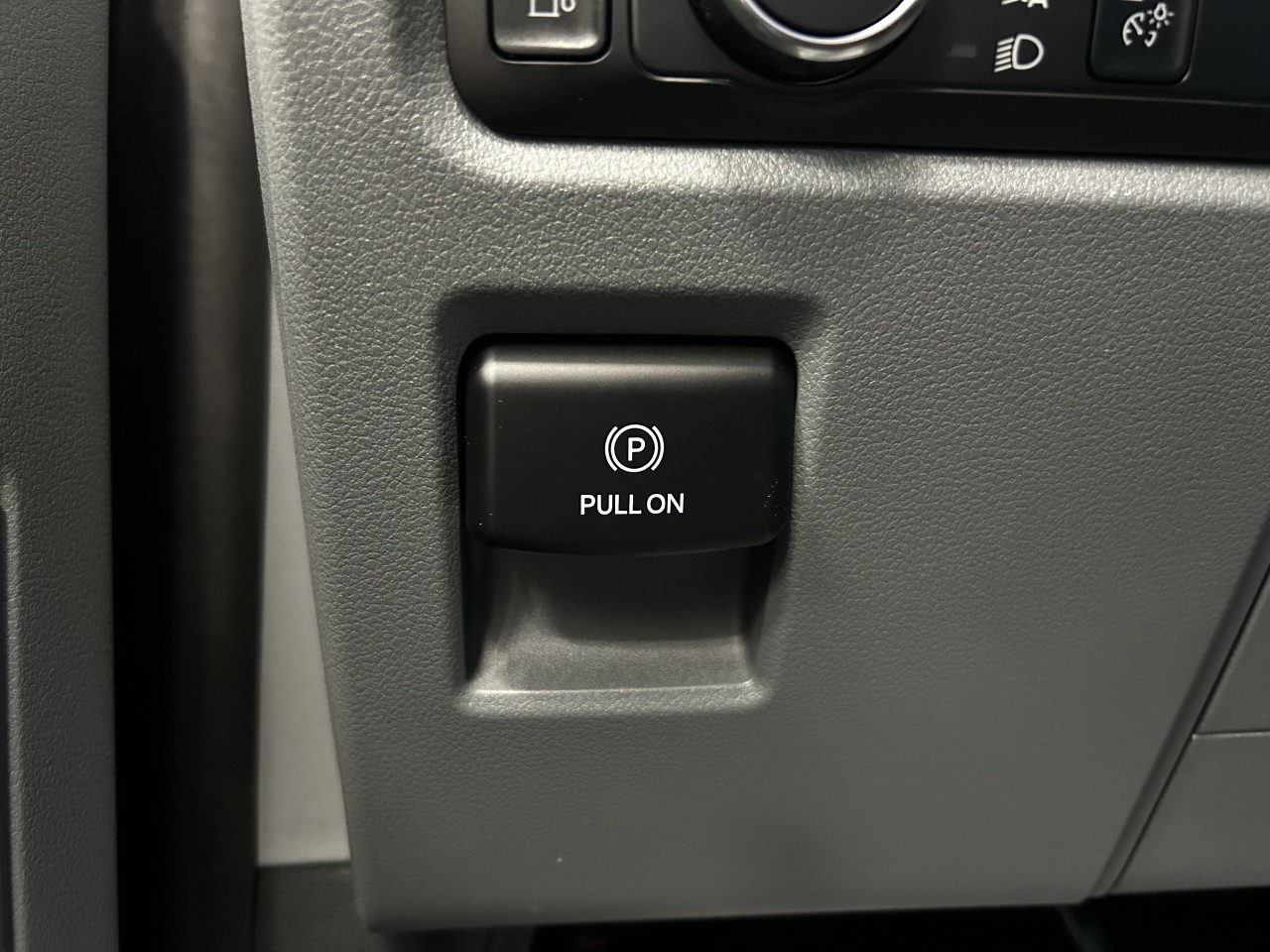 2024 Ford F-150 XLT Main Image