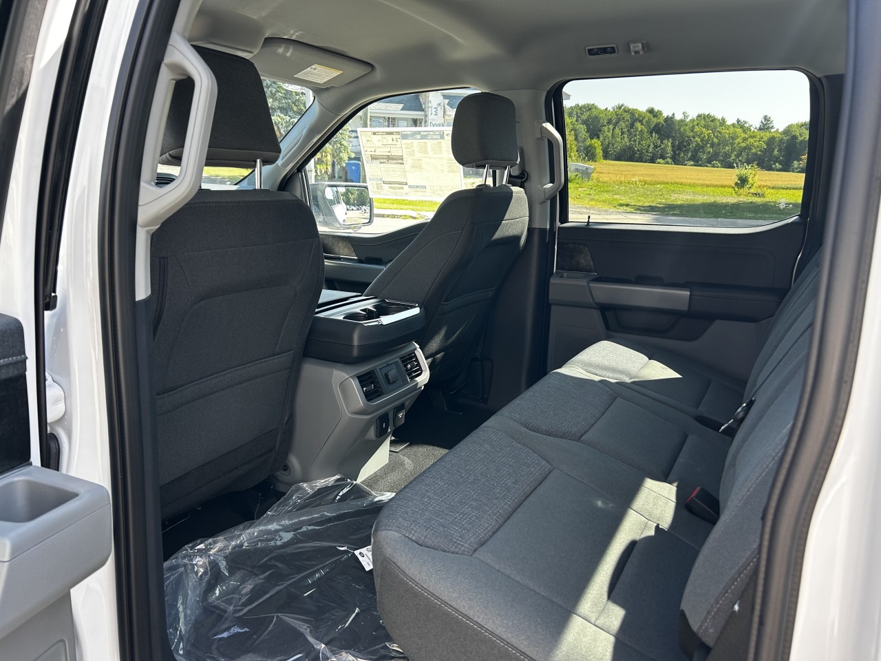 2024 Ford F-150 Lightning XLT Main Image