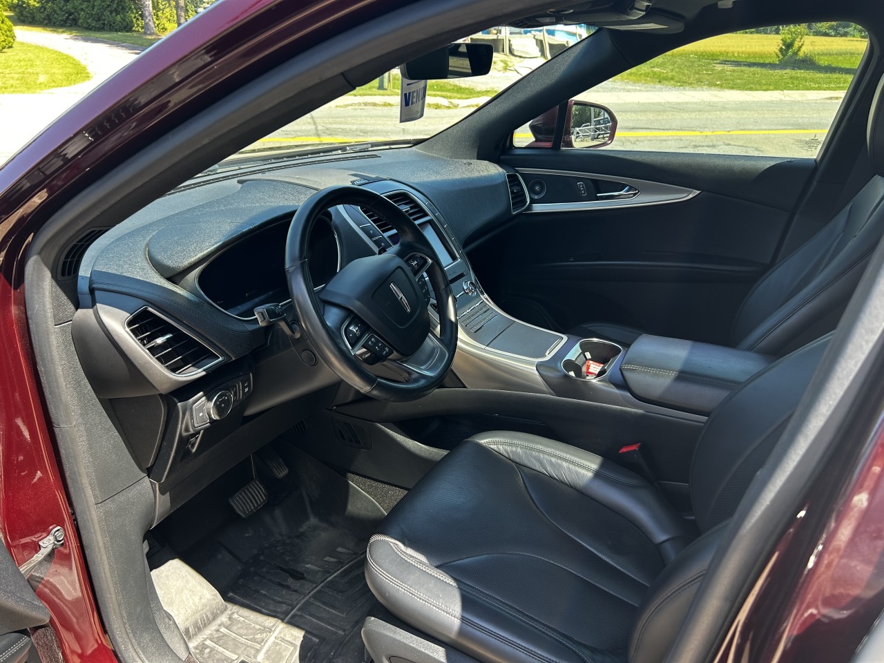 2020 Lincoln Nautilus Reserve Main Image