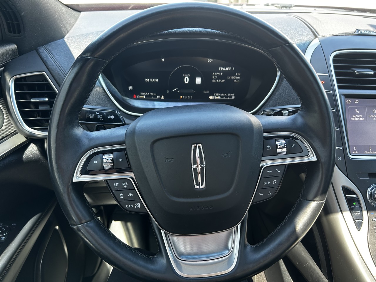 2020 Lincoln Nautilus Reserve Main Image