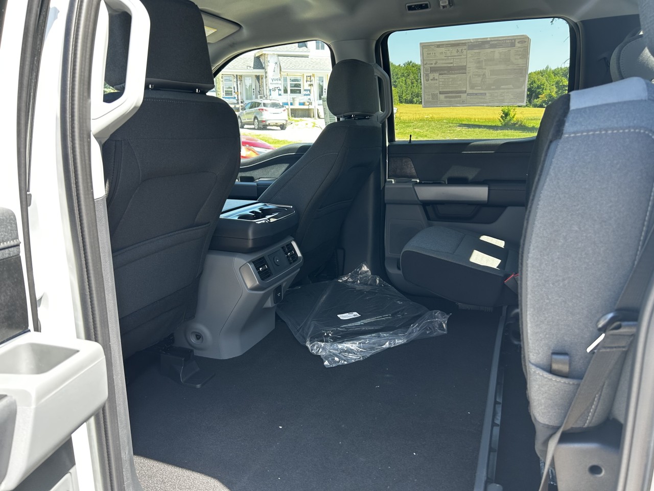 2025 Ford F-150 Lightning XLT Main Image