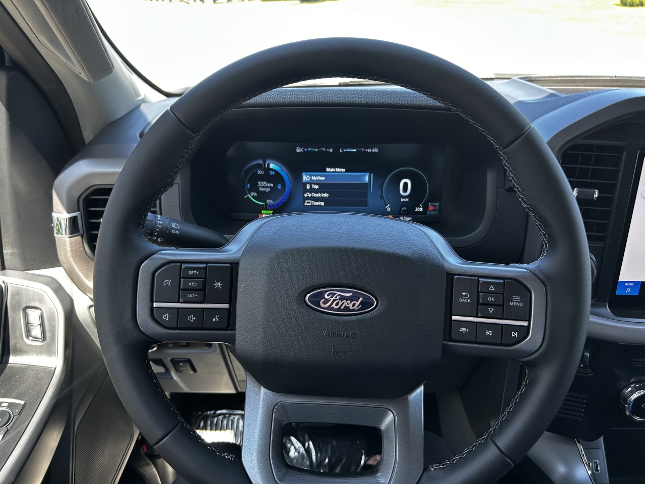 2025 Ford F-150 Lightning XLT Main Image