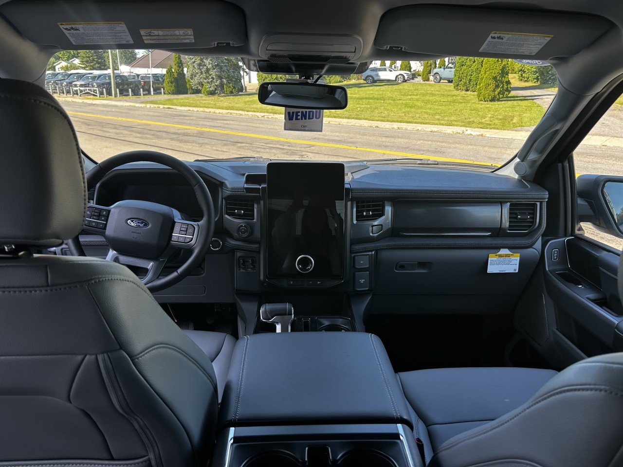 2025 Ford F-150 Lightning FLASH 4x4 Main Image