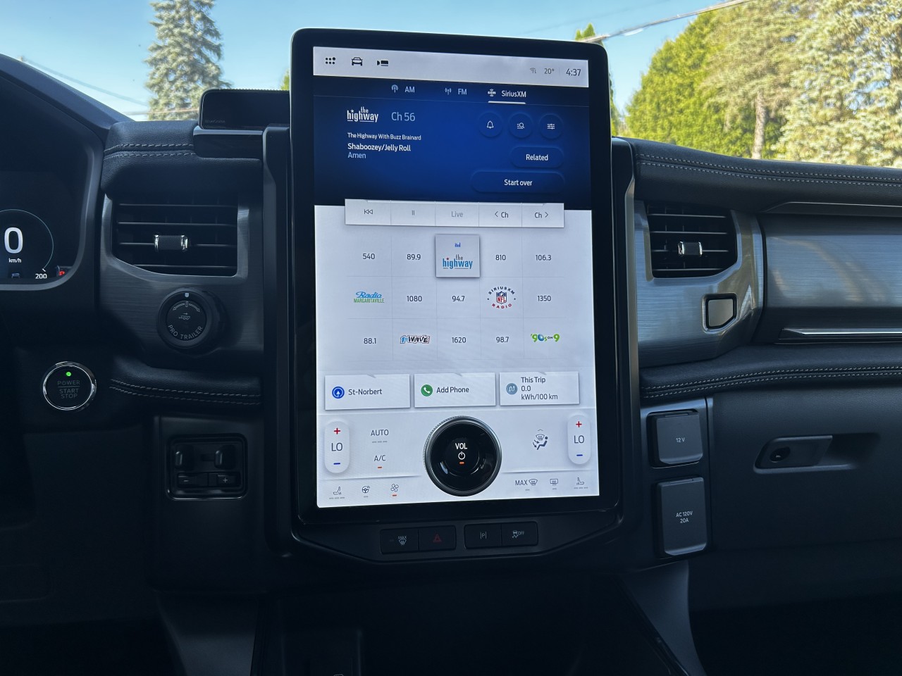 2025 Ford F-150 Lightning FLASH 4x4 Main Image