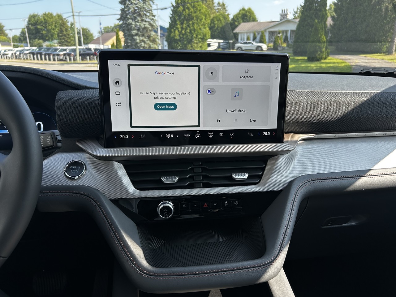 2025 Ford Explorer Active Main Image