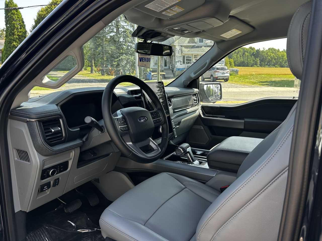 2025 Ford F-150 Lightning FLASH Main Image