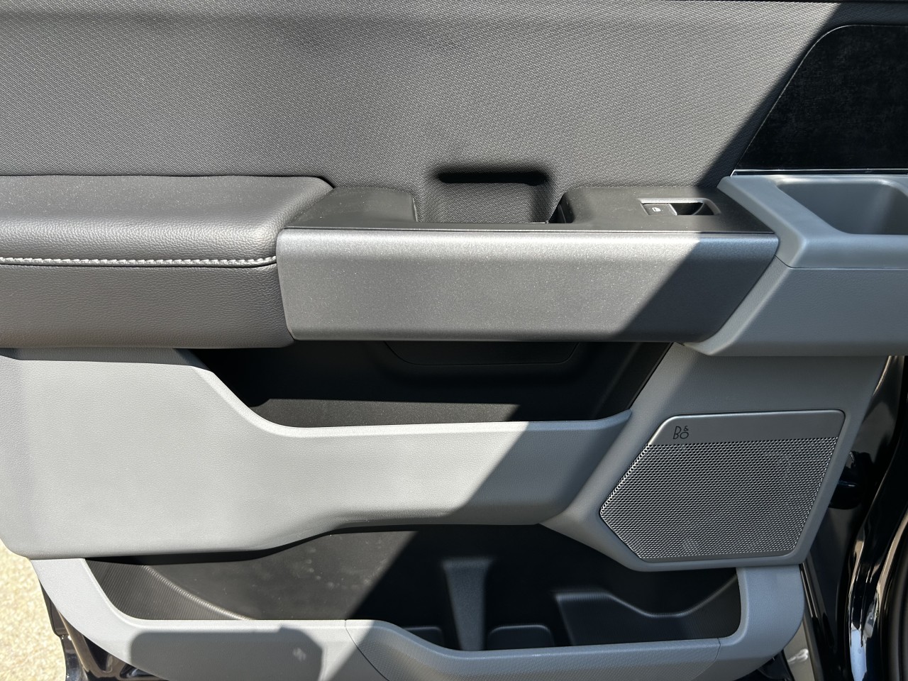2025 Ford F-150 Lightning FLASH Main Image